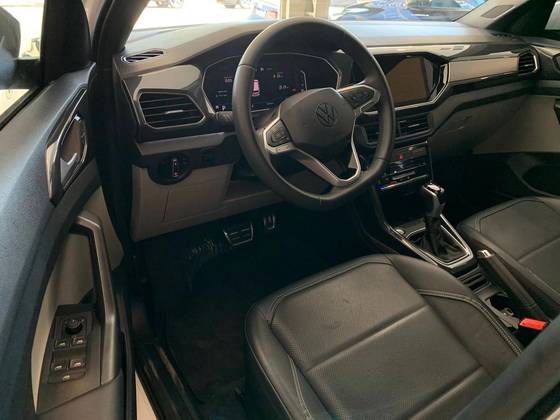 VOLKSWAGEN T-CROSS 1.4 250 TSI TOTAL FLEX HIGHLINE AUTOMÁTICO